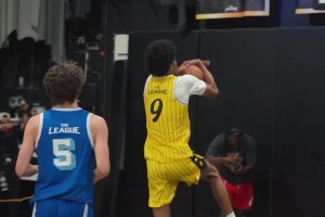 成就会超过父亲吗？阿里扎之子身体素质劲爆，最新比赛28+8