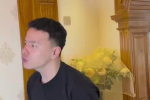 这就是天赋怪吗？解说依力模仿詹姆斯中国行各方反应！