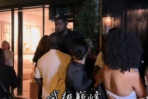 巴黎街头偶遇火箭新当家杜兰特～