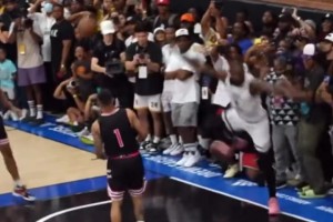 网友晒詹姆斯转身视频并提问：这转身是走步吗？