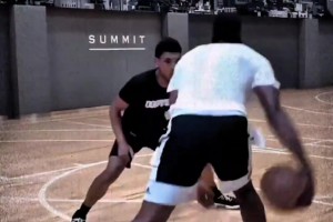 杨毅：很多人还是低估了哈登的组织能力 还把他定义为一个得分手