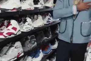 收藏球鞋都是用来穿的！安东尼展示收藏的球鞋！