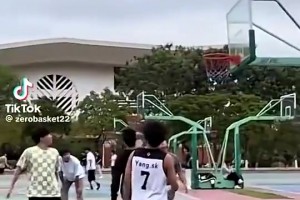 小伙敢用乔丹专属BGM，这球技确实牛逼啊！