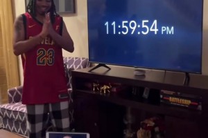 真爱！美国时间30号0点，球迷第一时间祝福詹姆斯41岁生日！