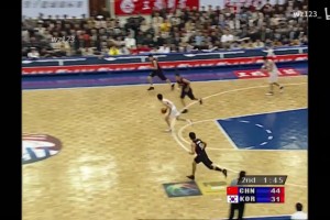 统治攻防两端！姚明03年亚锦赛面对韩国狂轰30分15板6助5帽！