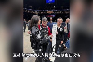 火箭大胜篮网 杜兰特赛后狠夸小火车：未来一片光明！
