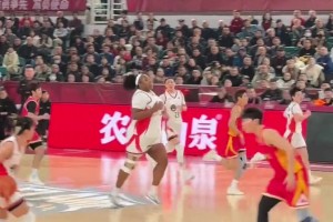 重型卡车！没想到WCBA湖北女篮也有一位女版大宝贝奥妮尔啊！