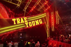 尼克斯球迷：法克吹杨！下次再见你就是总统（华盛顿奇才）了！