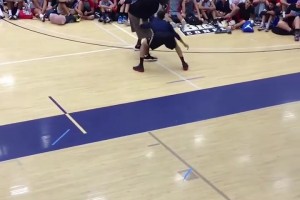 朴实无华的基本功！五十岁的乔丹是如何“教训”年轻人的