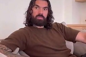 亚当斯曾表示：若斯普利特让杨瀚森对位我，我会很吃惊！