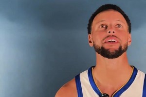 还挺快的 ！库里15秒快问快答，停表挑战