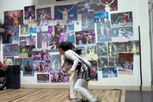 奥妮尔姐姐依旧猛啊！和菜鸡弟弟1v1单挑一顿坐打根本挡不住