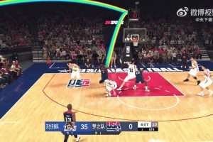 姚明从三分线外起跳隔扣詹姆斯？网友在游戏里真是啥都敢操作啊