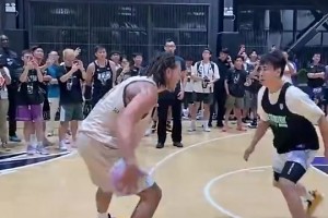 真的牛X！戈登这套娴熟的运球，应该比很多国内后卫都厉害吧！