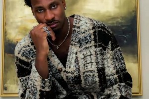 这身材完全是衣服架子！3J其实还是个模特！有大城市的气质？