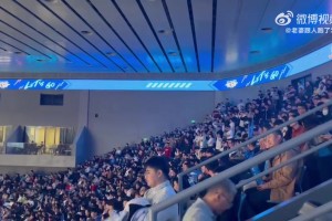 这次真提出辞职了！一年前1月北京主场球迷齐声高喊：杨鸣下课！