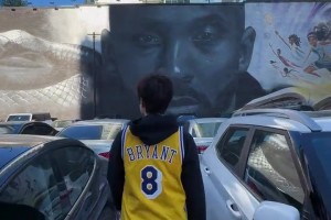 在洛杉矶，科比从未离开，走到哪里都能看到科比