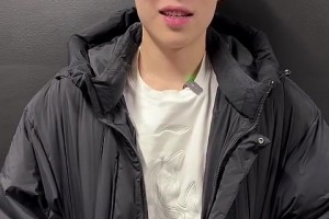 季过半有哪些进步？杨瀚森：我自己口语变好了