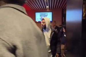 多少人的青春！湖人vs骑士！詹姆斯带儿子回家了