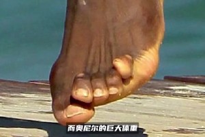 近距离看切特露双足，揭开NBA球员的脚部秘密，努力训练的代价...