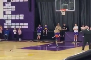 小朋友25秒完成上篮+罚球+三分+Logo shot赚1万刀