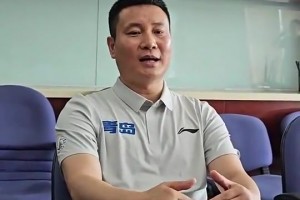 下赛季？青岛总经理曾言：里斯向开拓者推荐过瀚森！随时欢迎回来