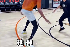 “来自211的变向，杜兰特经典过人动作”