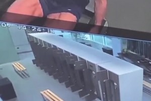 监控视频曝光！所有球员回家后，C罗还在健身房锻炼