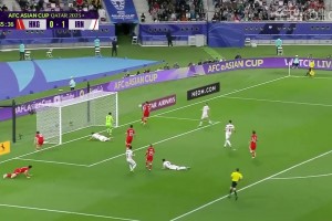 【集锦】亚洲杯-伊朗1-0胜中国香港出线 伊朗门将禁区外手球未判