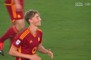 罗马4-0领先卡利亚里！18岁小将怀森头球破门收获意甲首球！