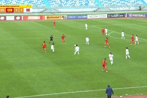 U20中国女足4-1领先！卢家玉门前反抢直接将球打进