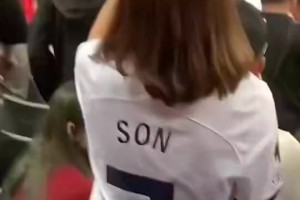 女球迷穿孙兴慜球衣遭怒骂：你是中国人还是韩国人？