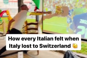 被瑞士淘汰，愤怒的意大利球迷将披萨饼砸向现场画面