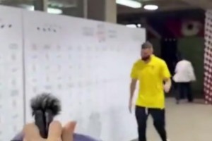 本泽马拒绝吉达联合球迷签名，直到他看到一件皇马球衣