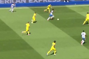 国足球员学吧，好好学吧。。三笘薫这个停球能学来吗？