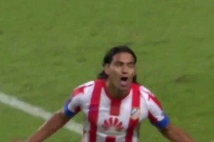 最强法尔考一人打爆蓝军！12年欧超杯法尔考上演帽子戏法！