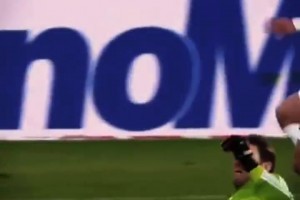 那些年，每当中场防线被穿透，他总会突然出现在视线当中！