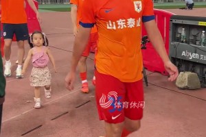 被童磊女儿萌化了