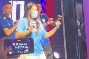 四哥跳的真不错