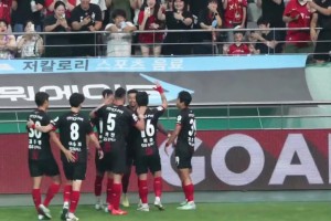 林加德K联赛再度进球，又见林皇经典庆祝动作