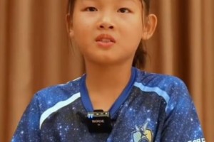 8岁被称“女足范戴克”，从男生手中抢走MVP，她就是张苗倩