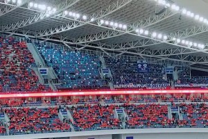 重视安保！日本球迷和国足球迷有一整块看台的缓冲区