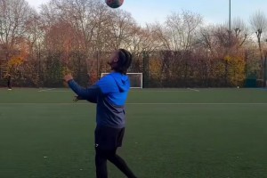 你认为最佳的停球是哪个？