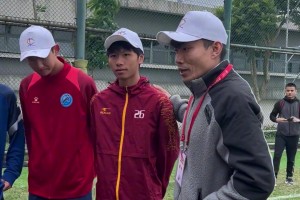 有啥要说的、有啥想问的就问！郑智空降海口观澜湖指导青少年球员