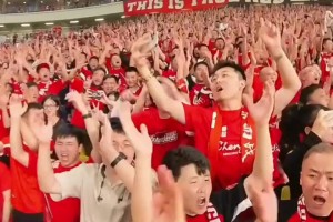 太久没看比赛，是不是忘了凤凰山现场是啥感觉?快来回味一下