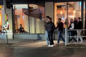 参加团建的曼联球员，谁的衣品最好？