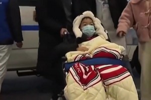 湖南小球迷林子金去世,成都蓉城足球俱乐部发文:我们永远爱你❤️