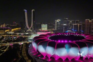 杭州大莲花很美！3月25日中国男足将在杭州奥体中心迎战澳大利亚