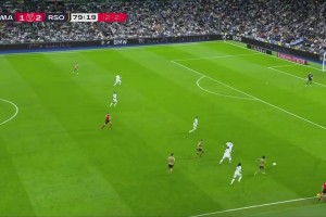 皇马总比分2-3落后！奥亚萨瓦尔抽射打在阿拉巴身上破门