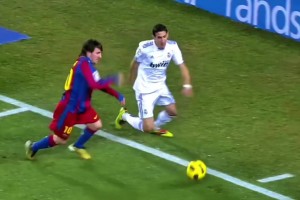 阿根廷正副球王之间的对决？梅西单挑迪马利亚，来看看谁更胜一筹